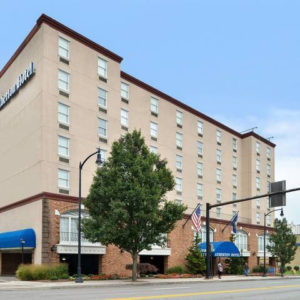 Graduate State College Hotel exterior